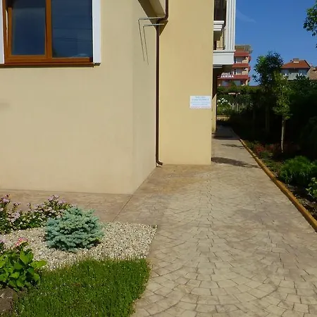 In Elitonia 5 Apartament Rawda