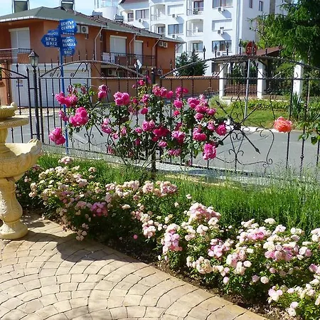 In Elitonia 5 Apartament *